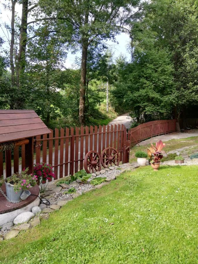Apartament Nad Szumiacym Potokiem Wilkowice Esterno foto